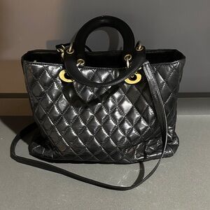 Russell & Bromley Elegant Black Quilted Handbag